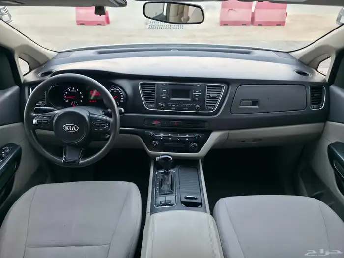 كيا كرنيفال 2016 بسعر 36ألف 18