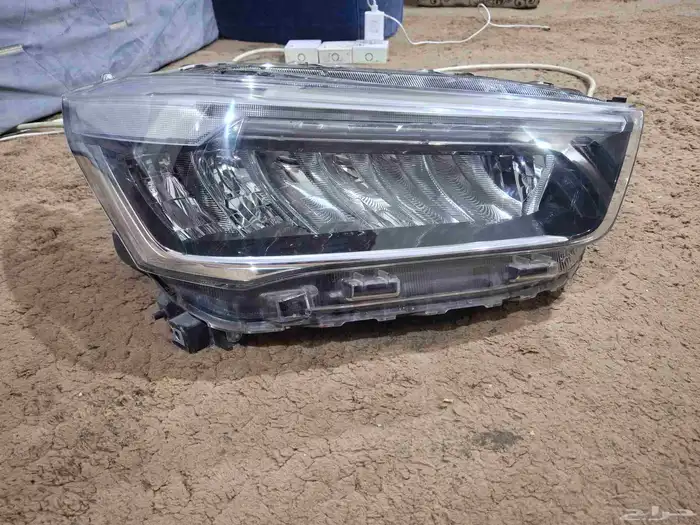 شمعات تيوتاء كرولا  كامري  يارس جيب  فورشينر  برادو  فيلوز 7