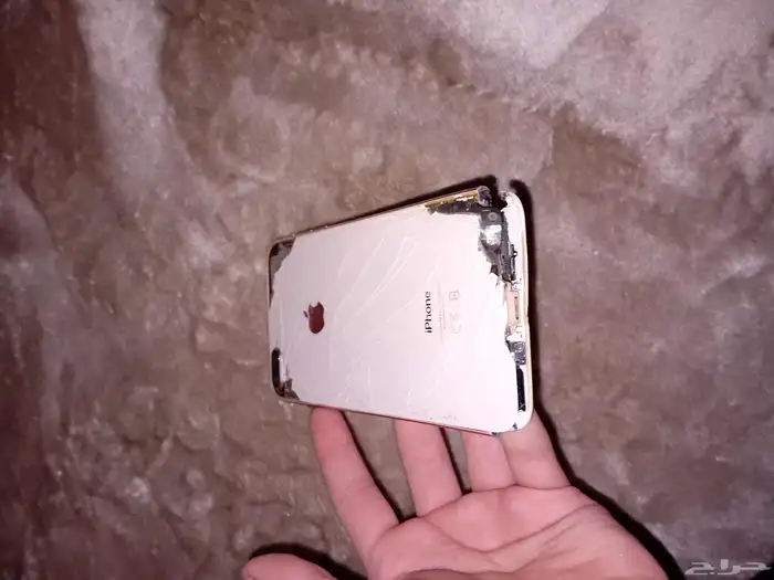 جوال ايفون 8 بلس 4