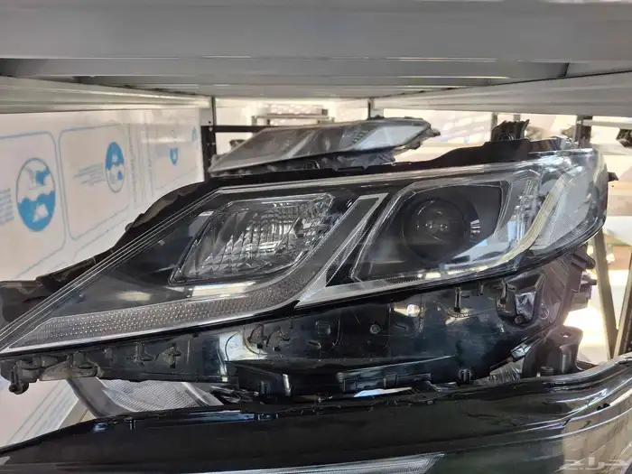 شمعات تيوتاء كرولا  كامري  يارس جيب  فورشينر  برادو  فيلوز 9