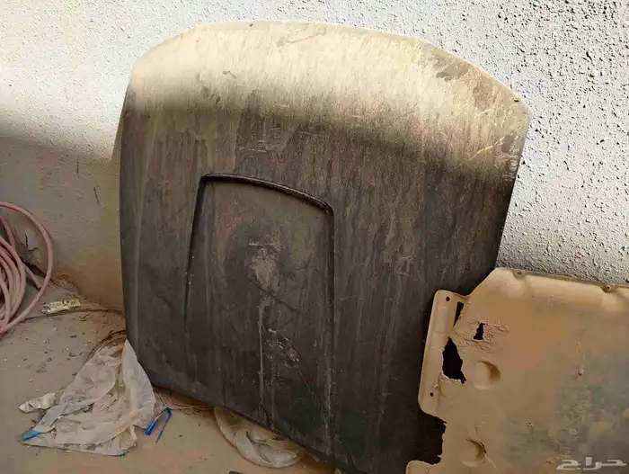 للبيع قطع غيار BMW وفورد ford موستنج وmg5 6