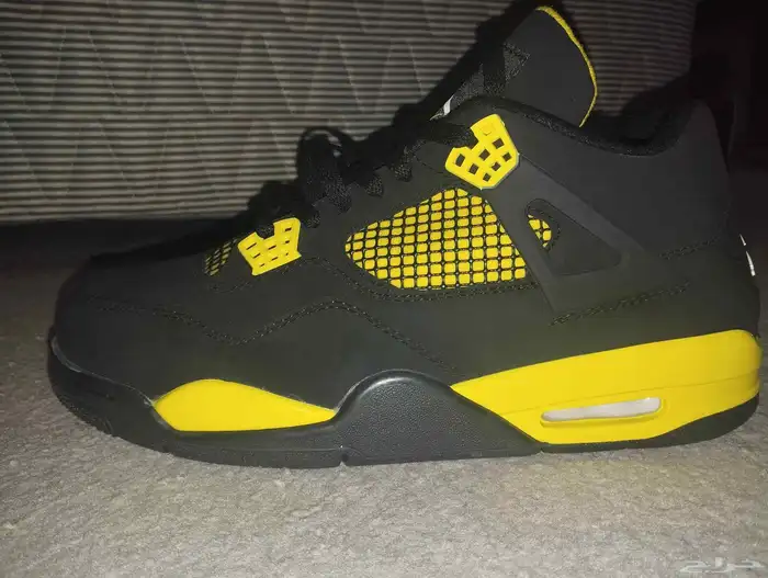 Jordan 4 reto thunder 0