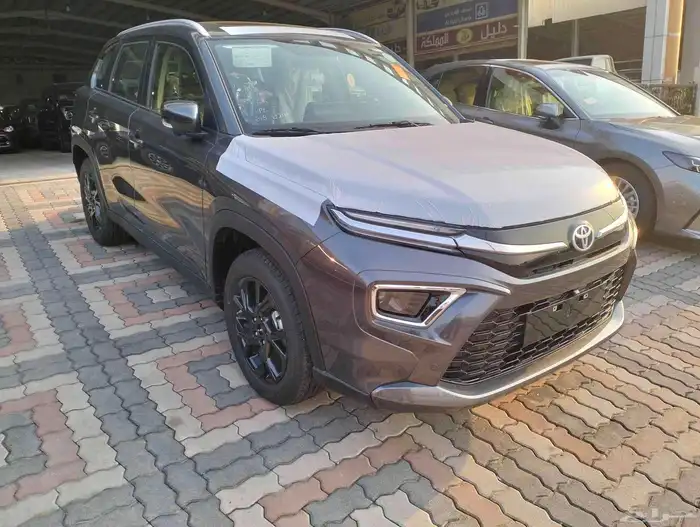 تويوتا اوربان كروزر فل كامل GLX موديل 2026 سعودي 0