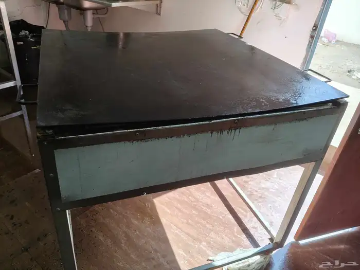 للبيع اغراض بوفية جديد استخدام شهر فقط 7