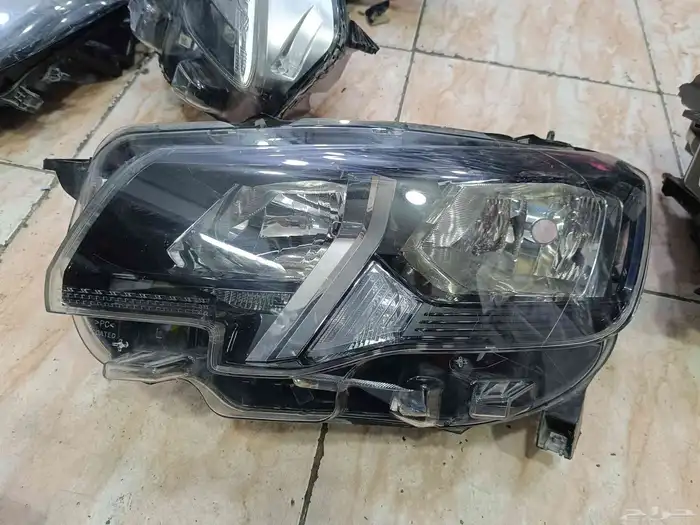 شمعه بيجو بارتنر يسار 2020-2023 1