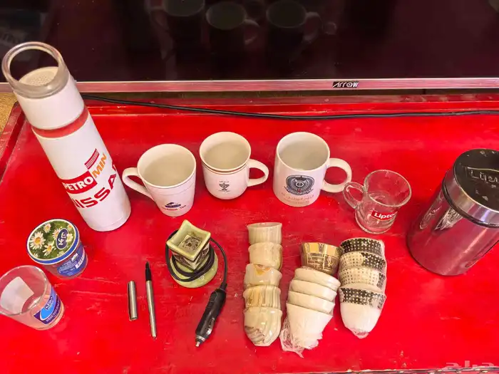 مجموعة كأسات شعارات متعدده للشاهي والمناسبات 4