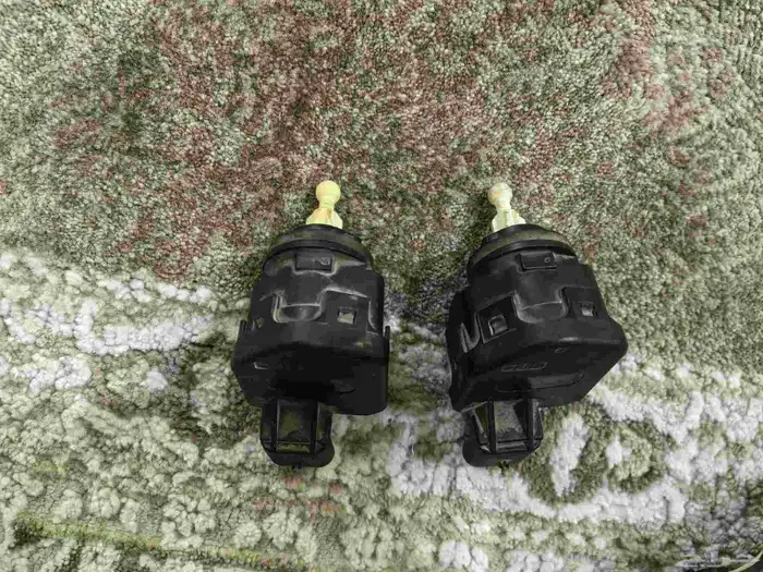 يد باب يسار كامري وتكايه ميزان الانوار وطفايه اماميه وخلفي6 3