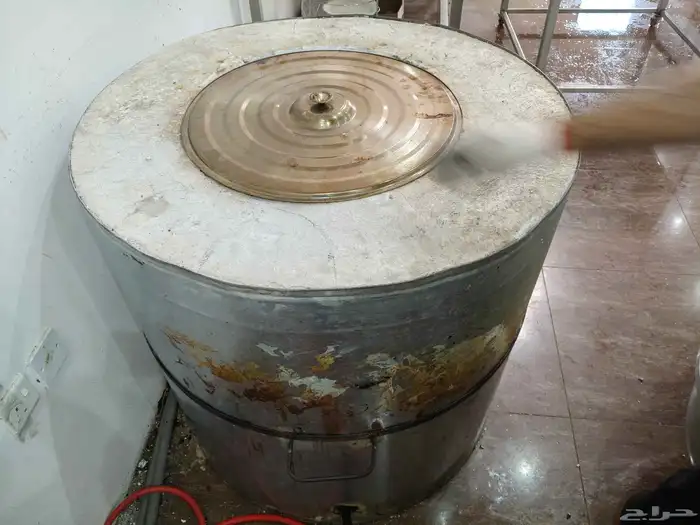 للبيع اغراض بوفية جديد استخدام شهر فقط 11