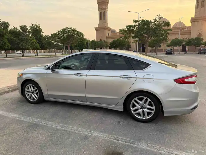 فورد فيوجن 2015 4