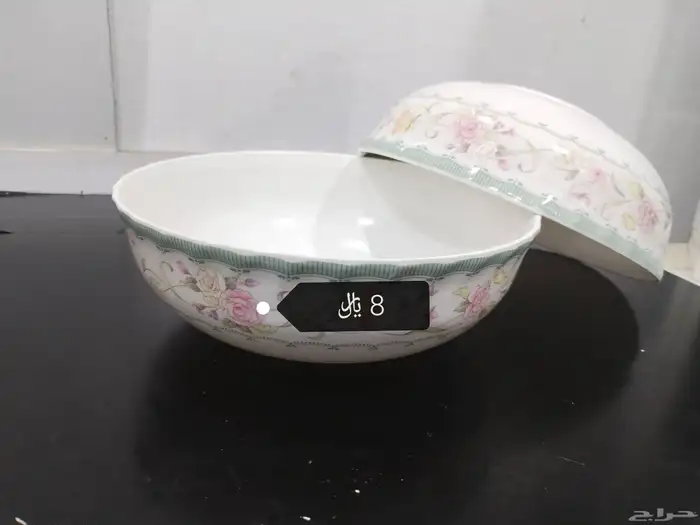 زبديات ميلامين مع غطاء مع صحون صغيره و كبيره 12