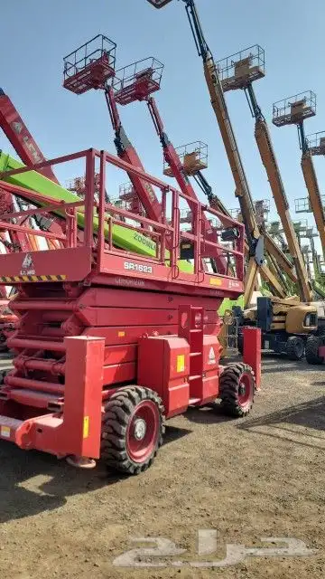 لتاجير سيزرات رافعات شوكية مان لف كرينات 5