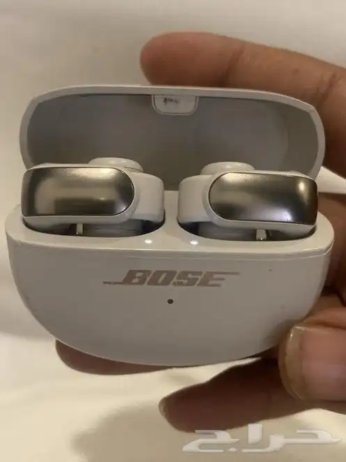 سماعه بوست آخر إصدار شبه جديد استخدام بسيط نظيفه جدآ 1