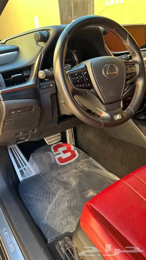 لكزس es F sport اعلى فئة 0
