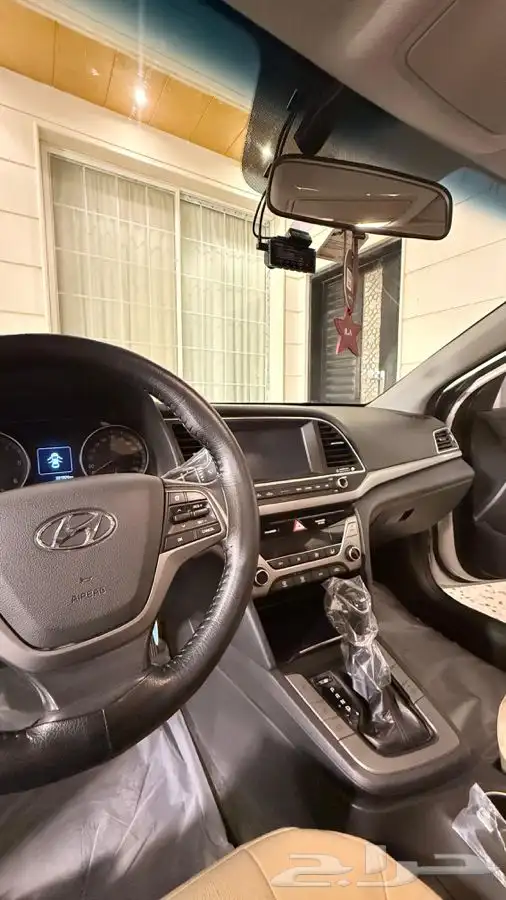 النترا افانتي ديزل لوح دبي 12