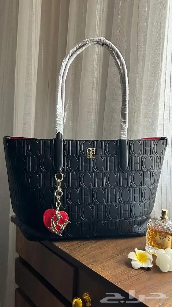 شنط درجه أولى جميع الماركات بأسعار مناسبه للدوامات وللجامعه 2