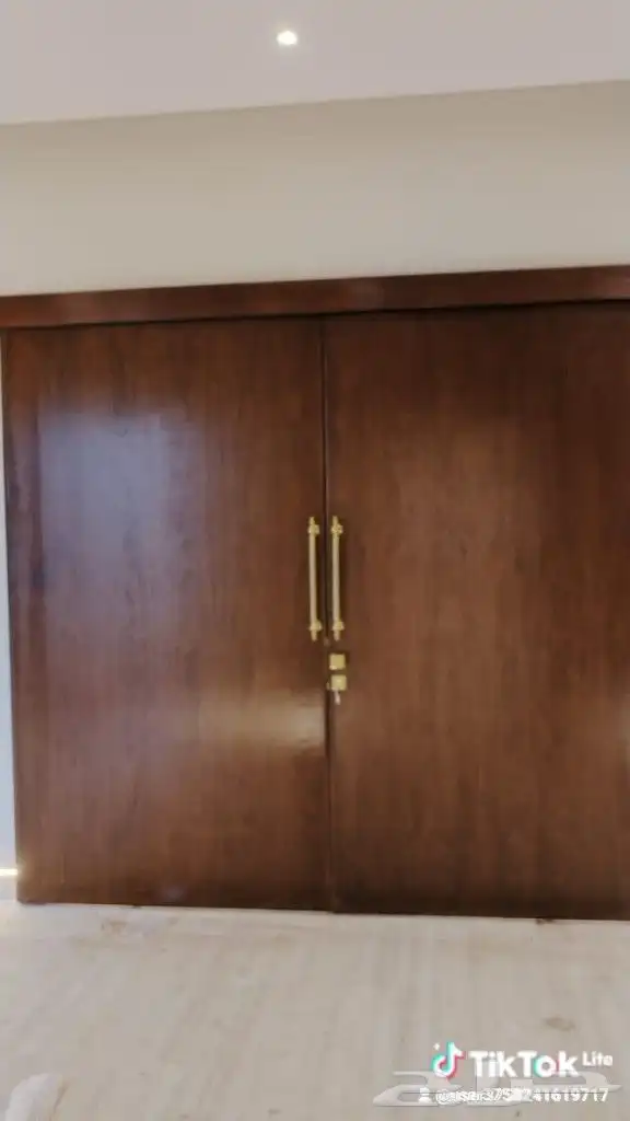 منجرة ابواب خشب 7