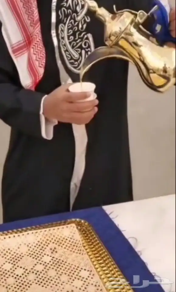 قهوجي معا صبابين لسنا الوحيدون ولكنا الفضل 0