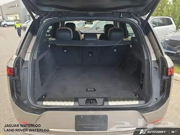 ارخص 2023 رنج روفر سبورت Dynamic SE بحالة شبه جديده 8