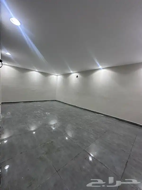 استراحة جديدة للايجار في حي الرمال 5