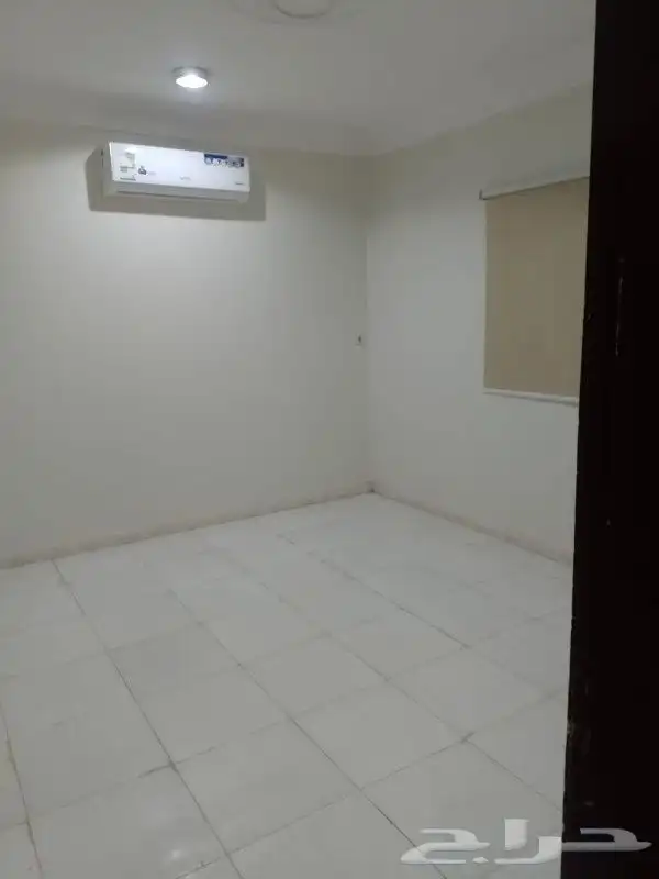 للايجار شقتين عوائل بالنسيم الشرقي بالصفوة راكب مكيفات ومطبخ 0
