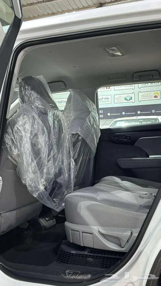 تويوتا هايلاندر LE 4X2 هايبرد 2025 18