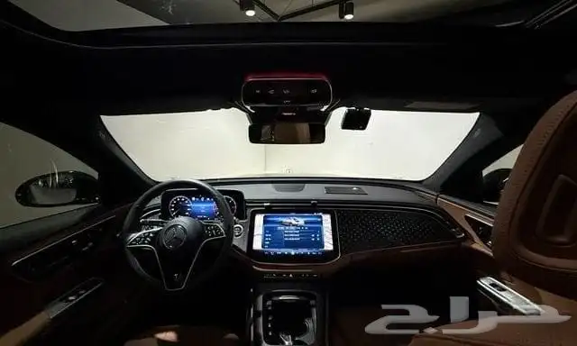 مرسيدس-بنز E220 2024 إستيراد كوريا - معرض العصيمي 3
