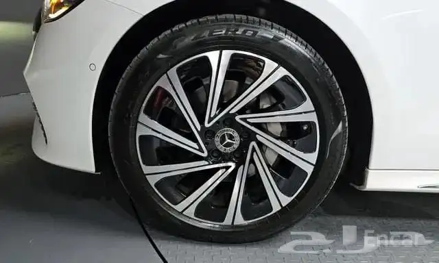 مرسيدس بنز E300 موديل 2024 استيراد كوريا 16