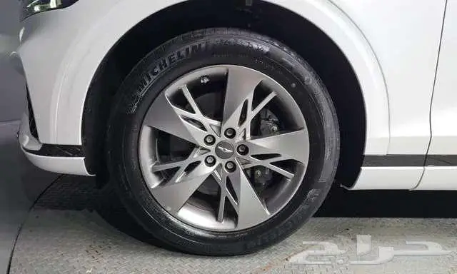 جنسيس - Gv70 - 2022 5