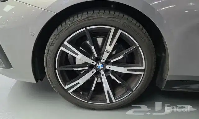 BMW 530i xDrive mkit 2025 وراد كوريا 4