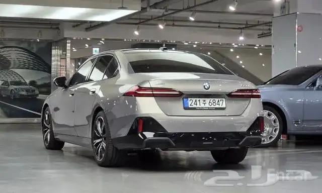 BMW 530i xDrive mkit 2025 وراد كوريا 3