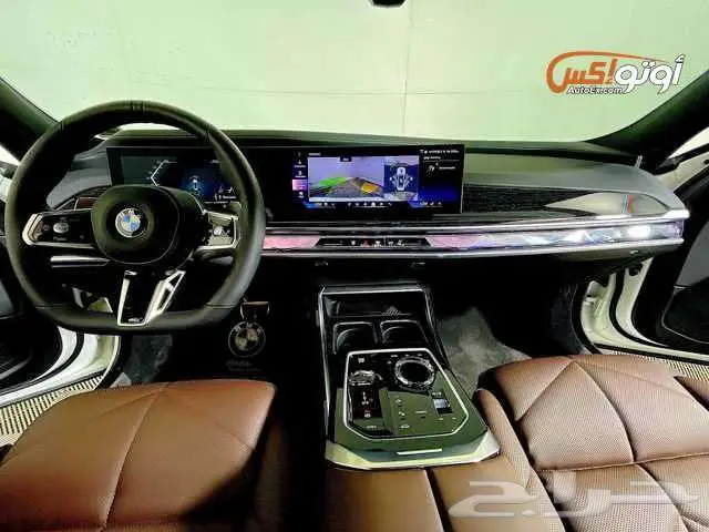 2025 بي إم دبليو 740i 12