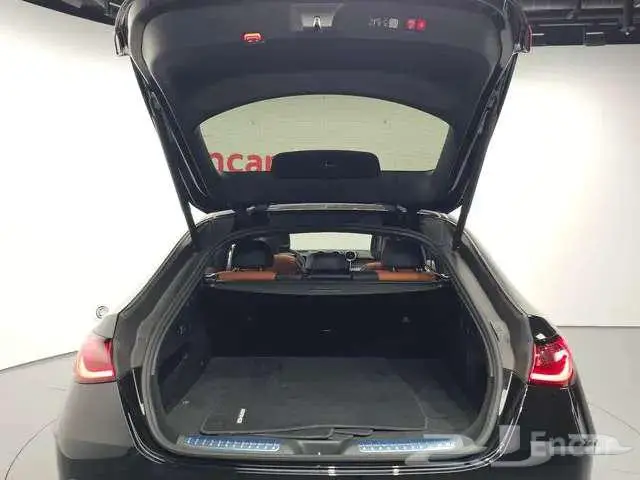 مرسيدس GLC300 COUPE 2024 18