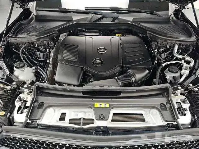 مرسيدس GLC300 COUPE 2024 17