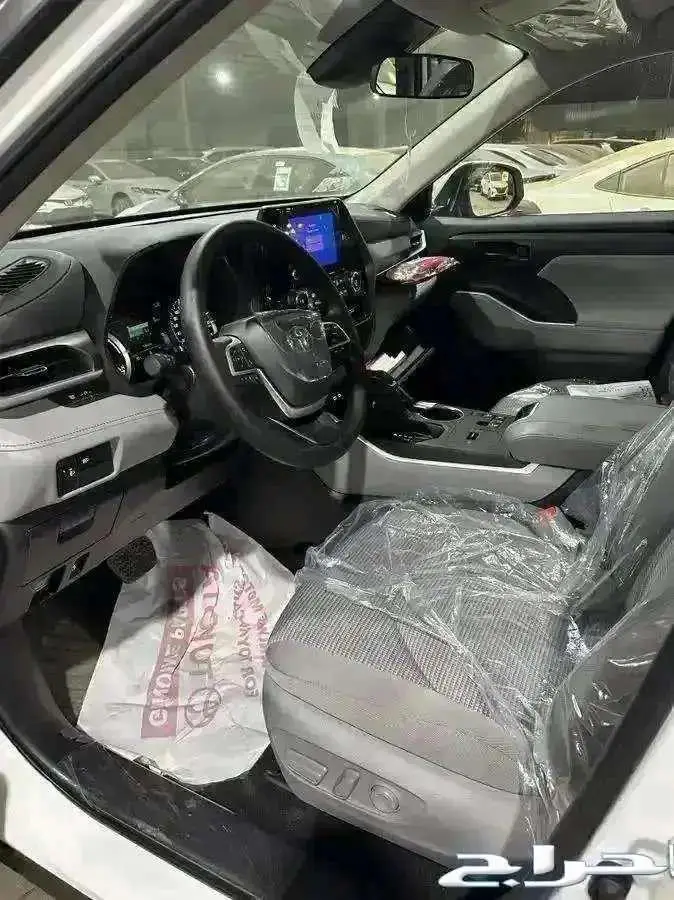 تويوتا هايلاندر ستاندر بدون دبل 2025 2