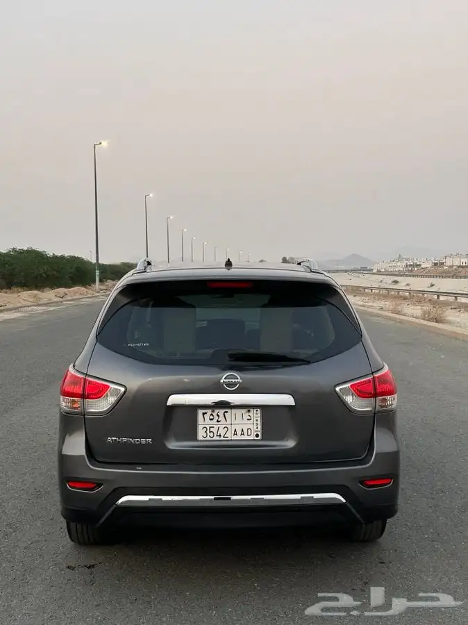 نيسان باثفندر 2016 نظيف ماشي 264 . 2