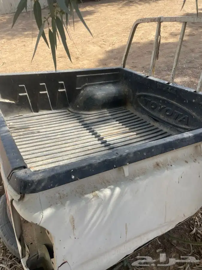 حوض. هايلكس 2000 غمارتين. و بيبان 0