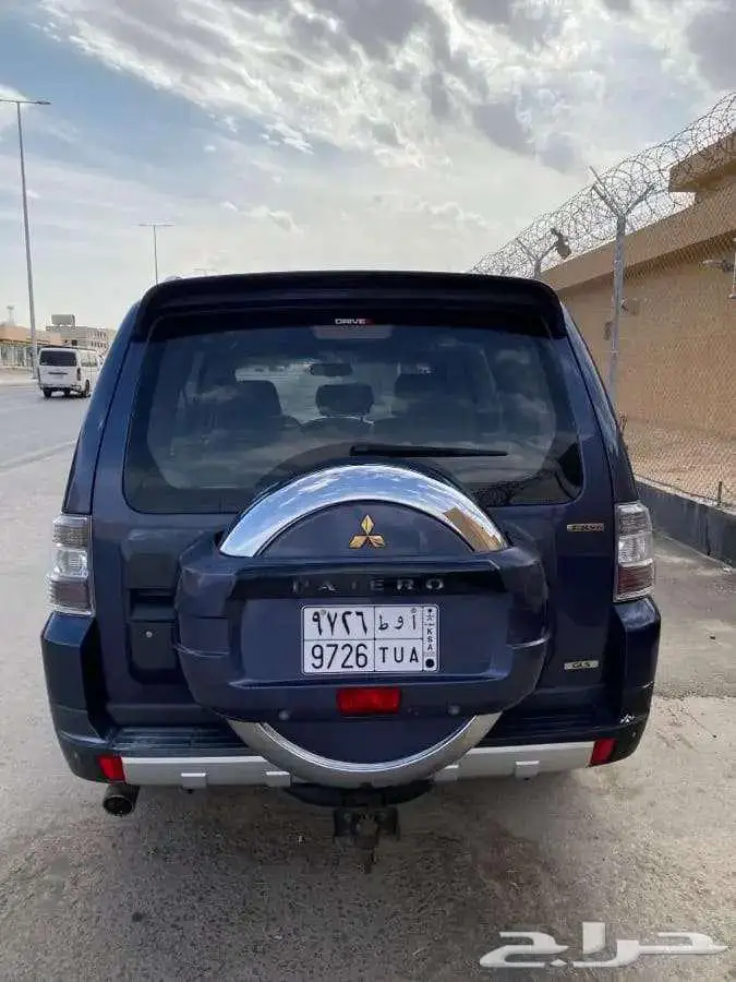 متسوبيشي باجيرو 2008 1