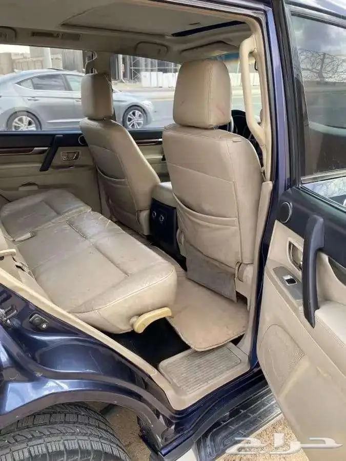 متسوبيشي باجيرو 2008 2