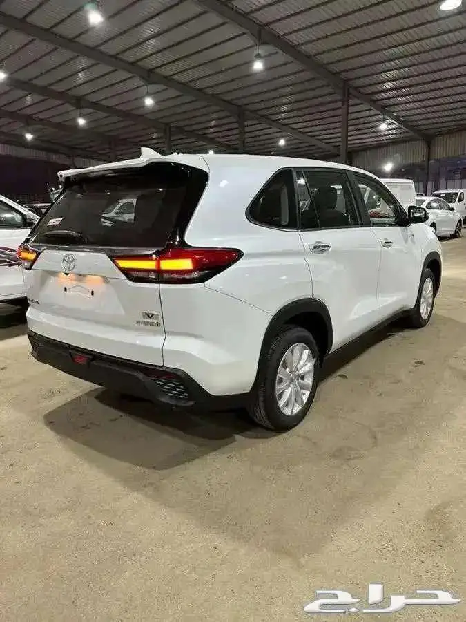 تويوتا انوفا بنزين GL 2026 سعودي 16