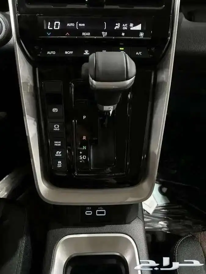 تويوتا انوفا بنزين GL 2026 سعودي 9