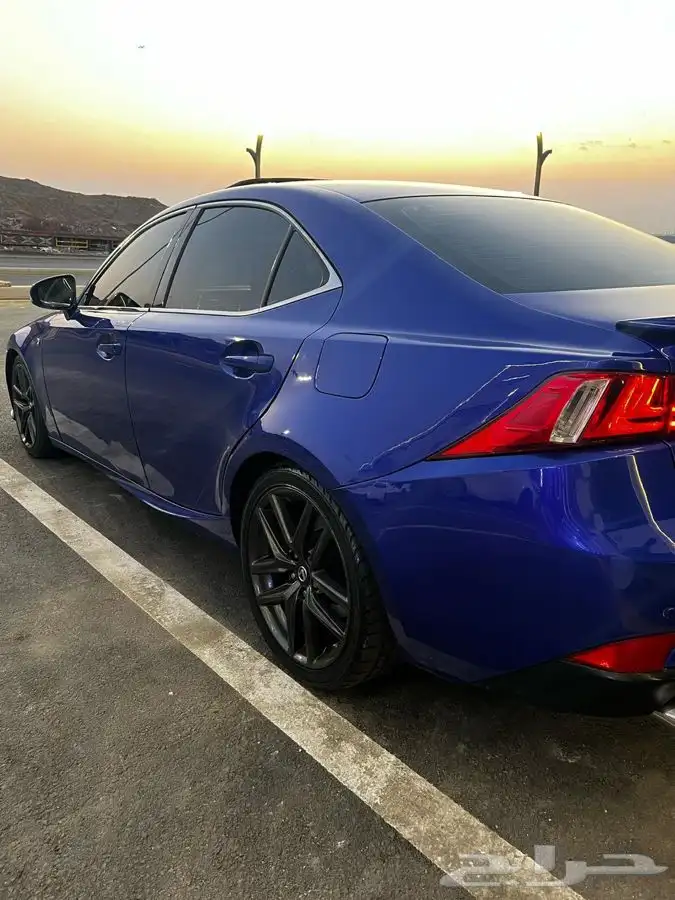 لكزز is250 موديل 2014 2