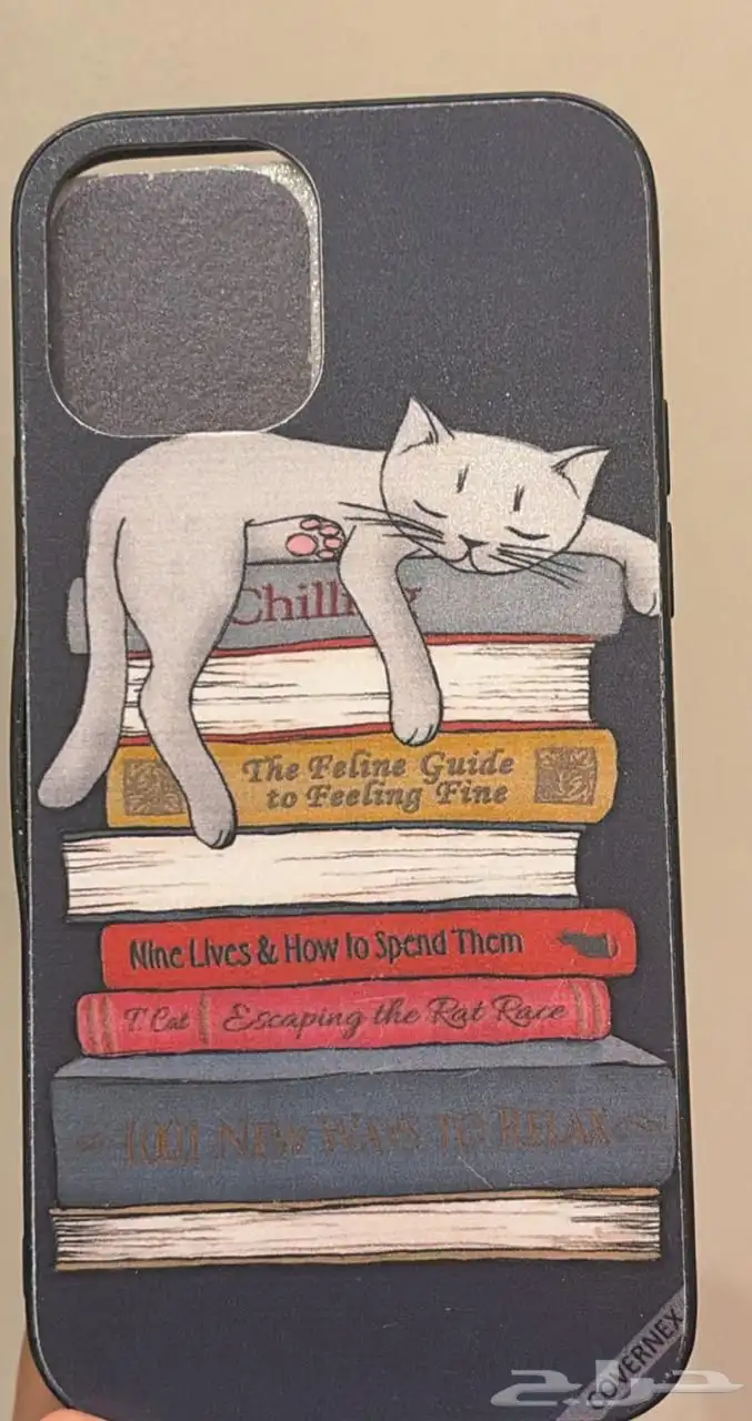 كفر آيفون 12 العادي مستعمل. 3