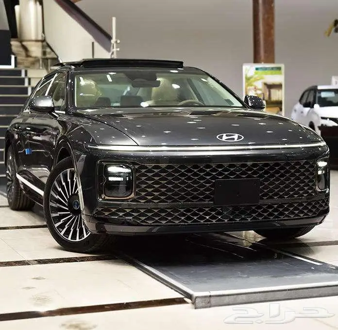 هيونداى ازيرا _ 2026 _( بريميوم _ كاليجرافى ) 12