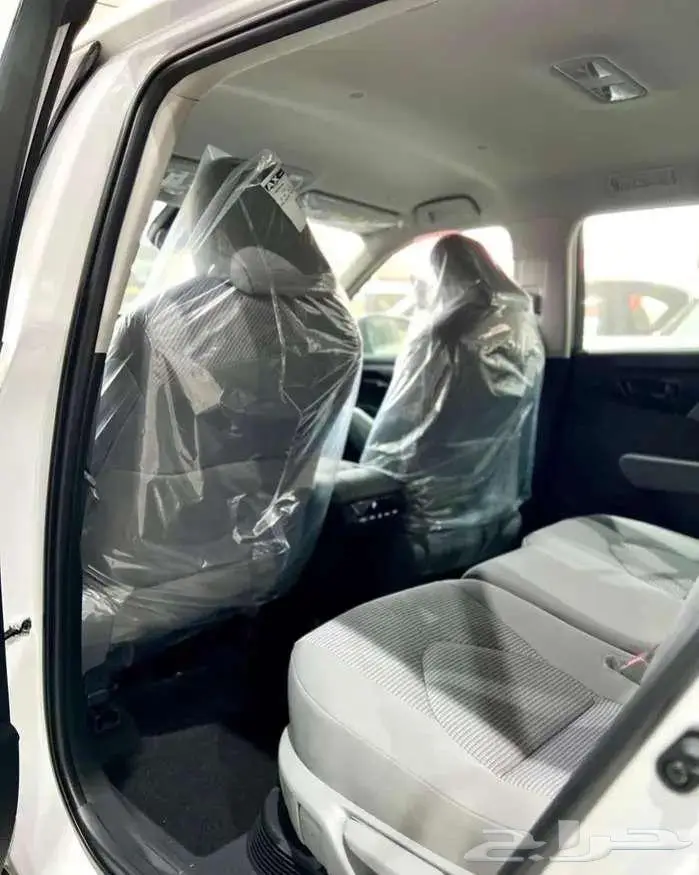 تويوتا هايلاندر LE دفع رباعي هايبرد 2025 11