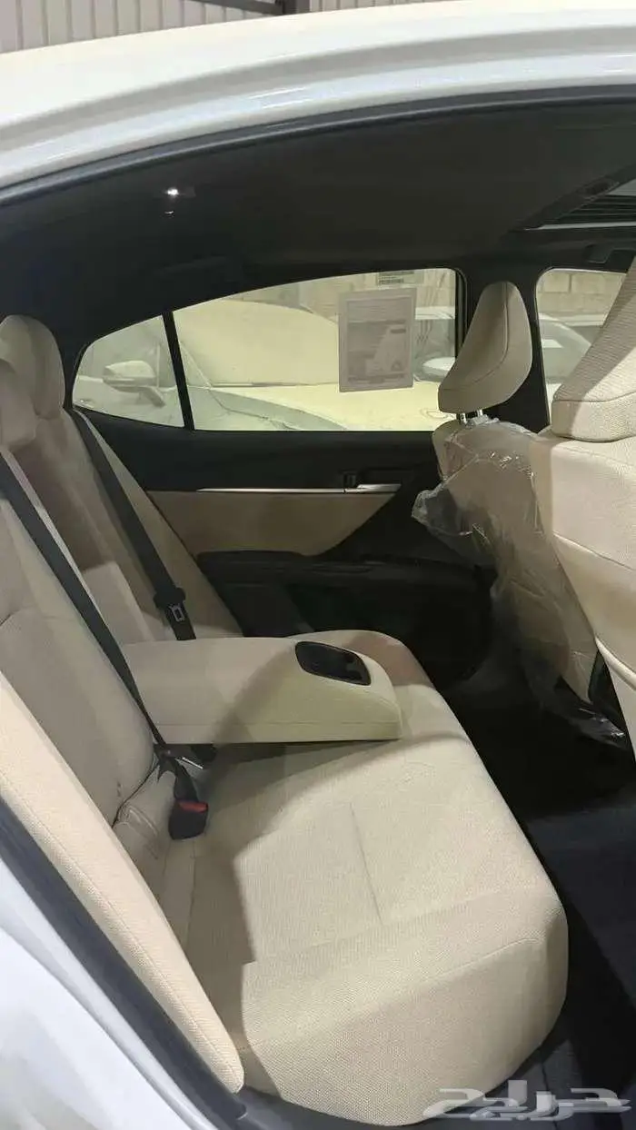 كامري LE بنزين نص فل 2025 اقل سعر للكاش 5