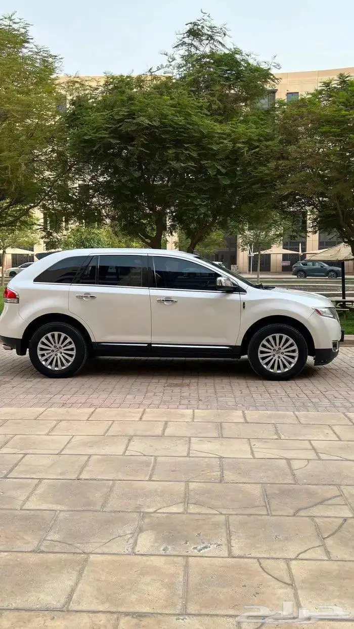 لنكولن MKX 2013 شبه الجديد 3