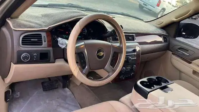 شيفرولية سوبربان 2014 بدون دبل 8