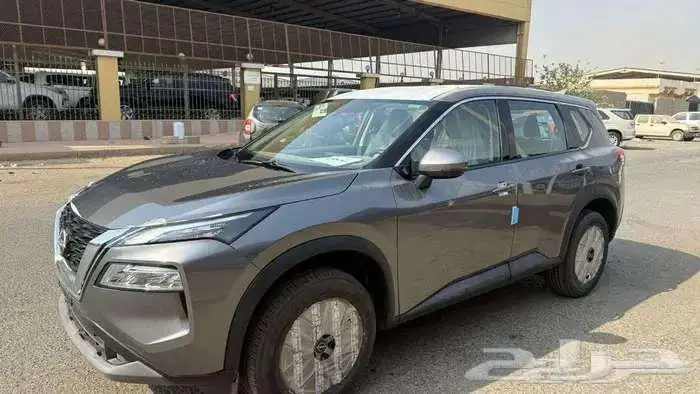 نيسان اكس تريل 5 و 7 راكب بدون دبل ودبل 2026 3