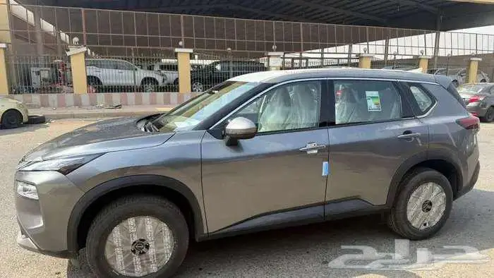 نيسان اكس تريل 5 و 7 راكب بدون دبل ودبل 2026 5