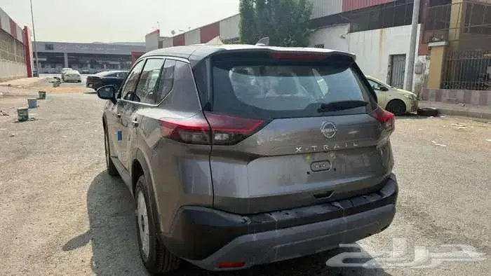 نيسان اكس تريل 5 و 7 راكب بدون دبل ودبل 2026 12